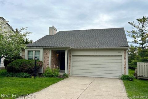 Photo of 1629 Glenbrooke Court, Rochester Hills City, MI 48307 (MLS # 20261031068)