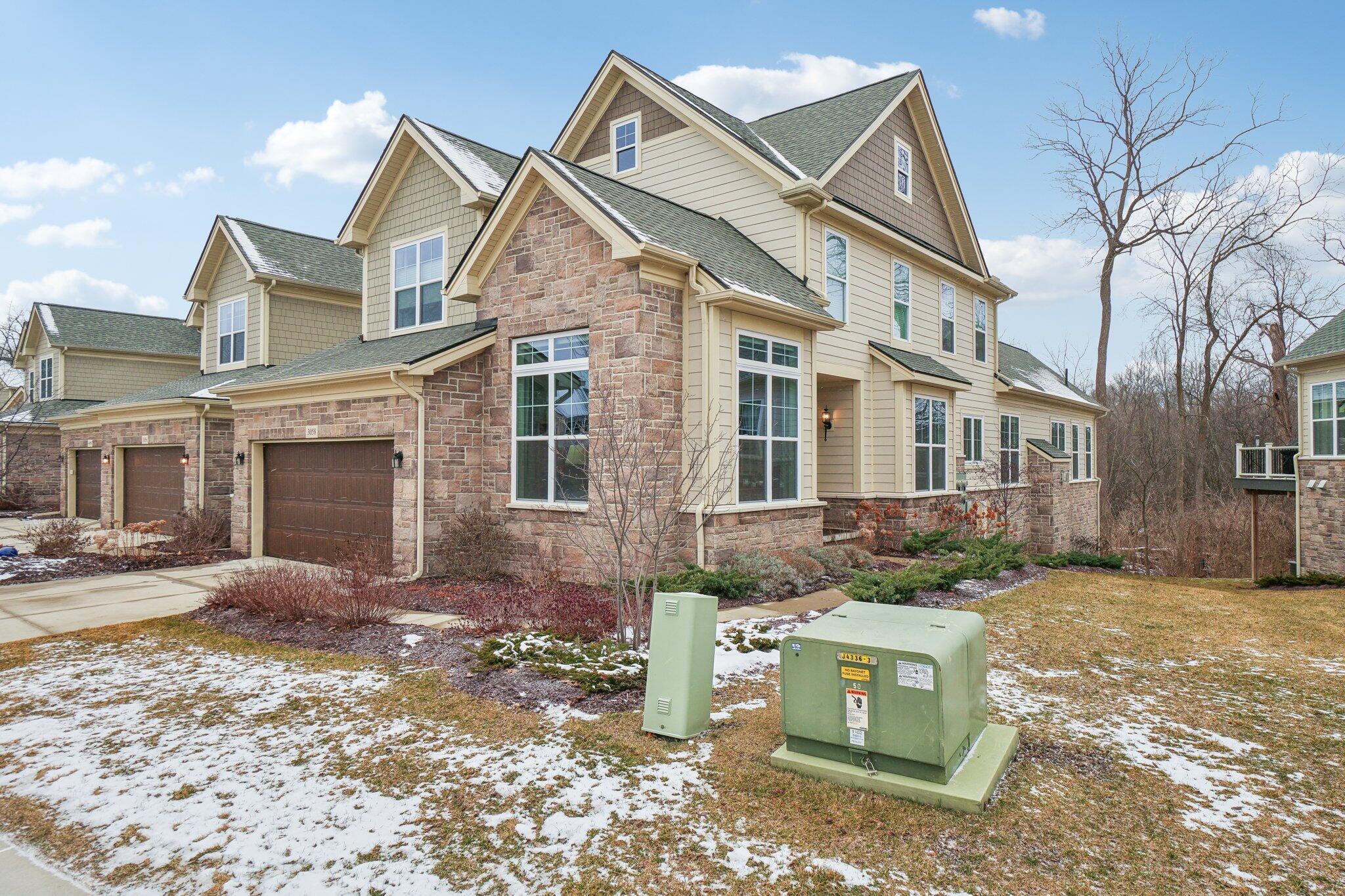 3058 N Spurway Drive
