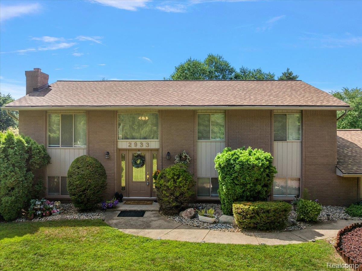 2933 Bullard Road