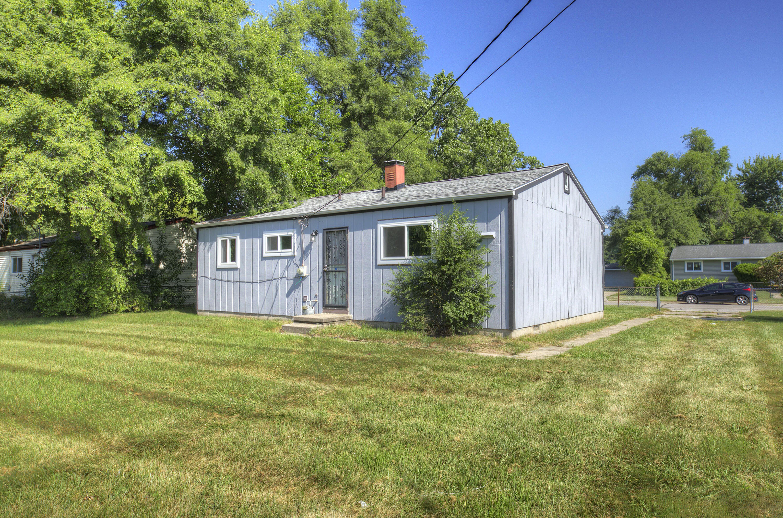 2630 Woodruff Lane