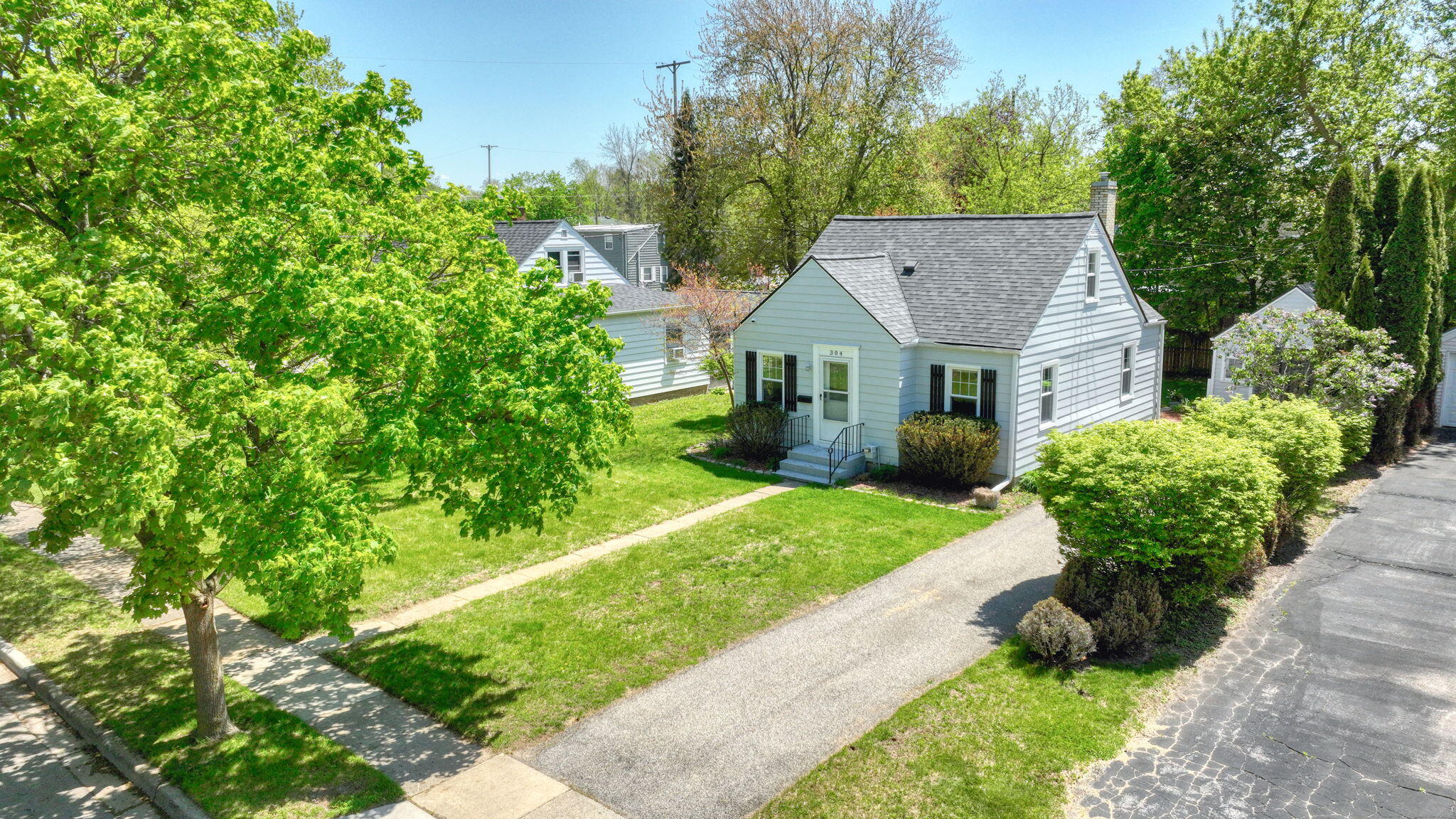 304 Chippewa Street
