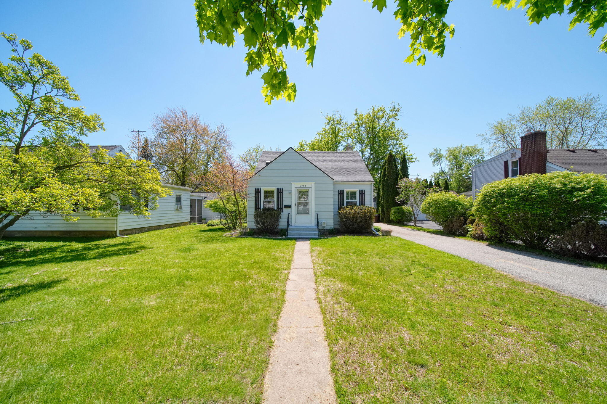 304 Chippewa Street