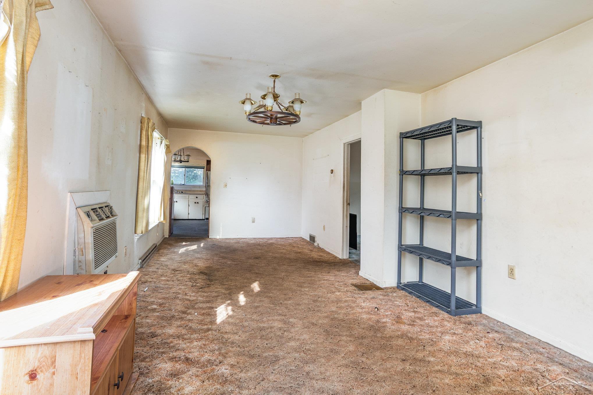 Saginaw City, Michigan 48602, United States, 2 Bedrooms Bedrooms, ,1 BathroomBathrooms,Residential,Pending,210955