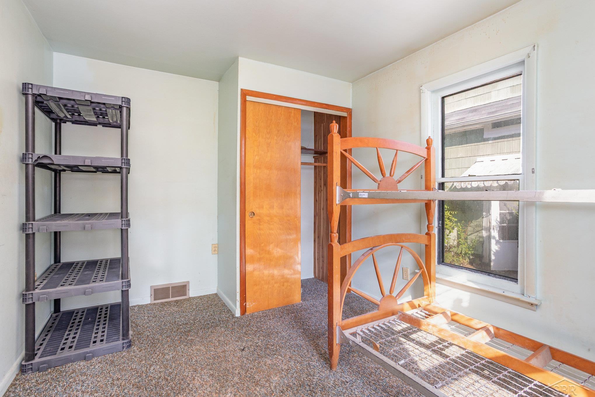 Saginaw City, Michigan 48602, United States, 2 Bedrooms Bedrooms, ,1 BathroomBathrooms,Residential,Pending,210955