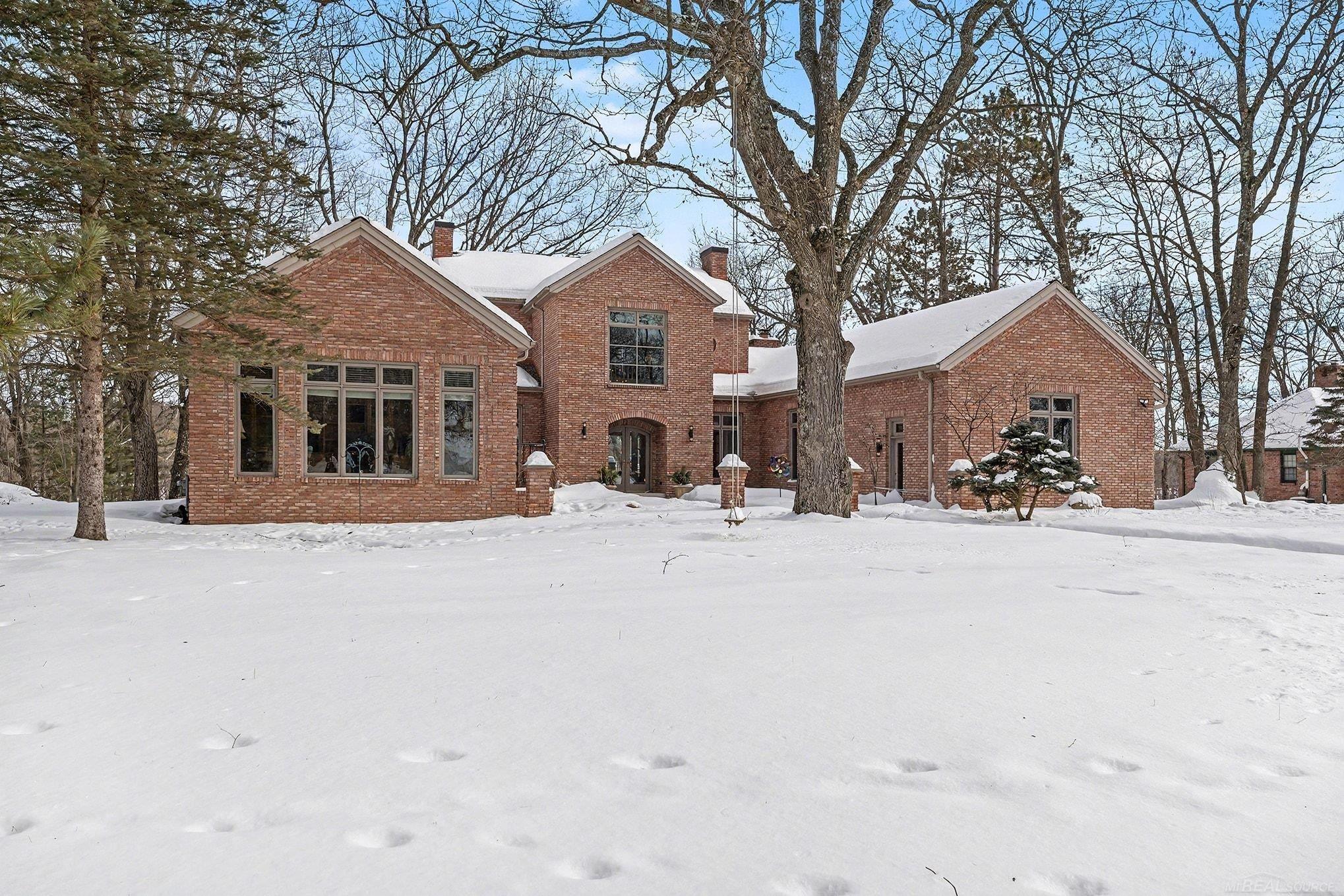 N3870 N Grand Oak Drive