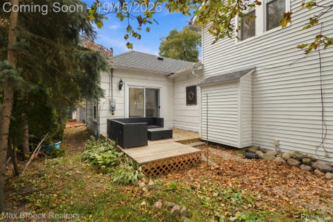 Tiny photo for 704 E Washington Street, Howell, MI 48843 (MLS # 20261083238)