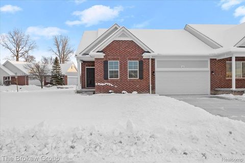 1470 Lincoln Street Lapeer City MI 48446