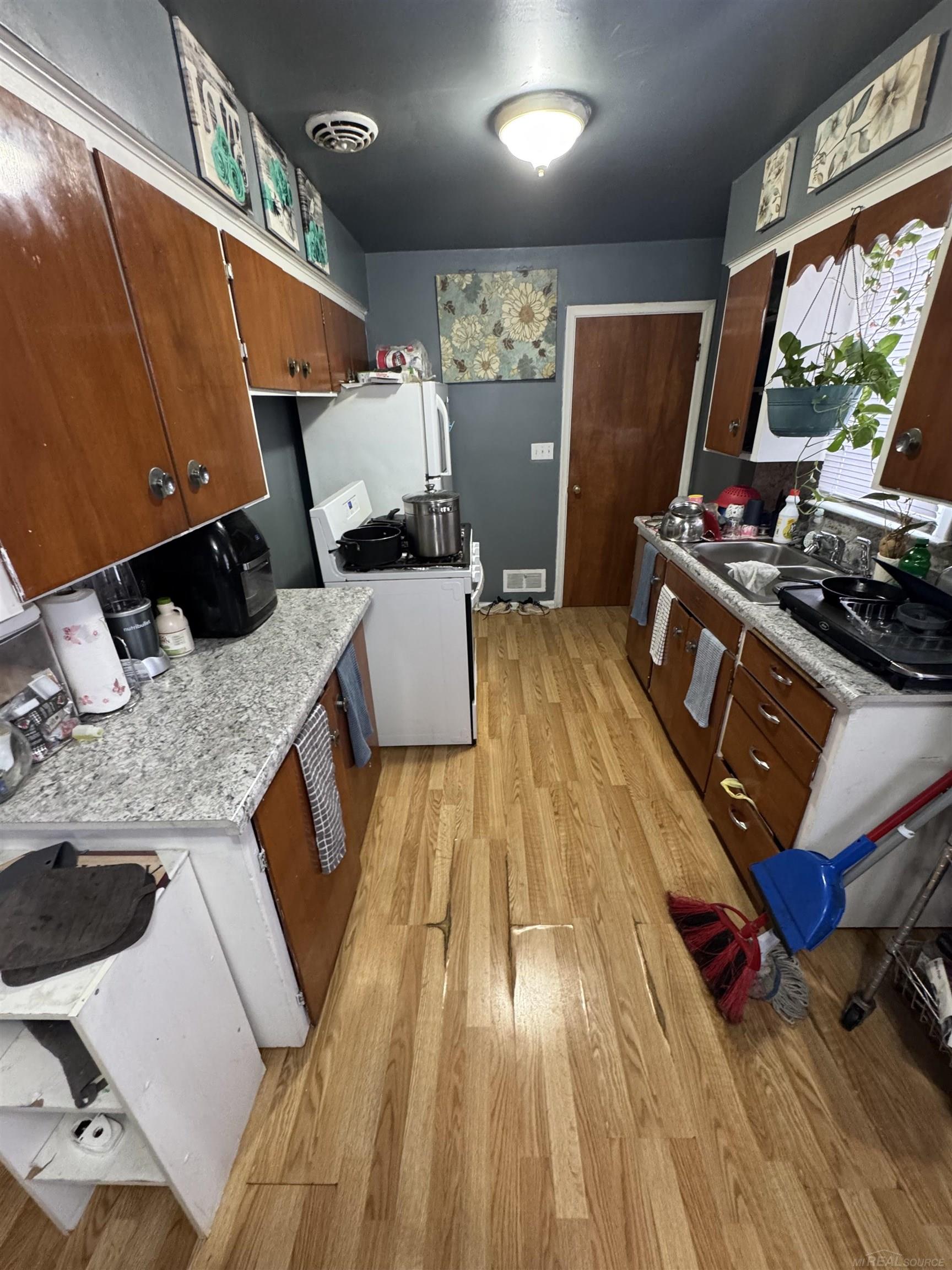 1753 Kendrick Street