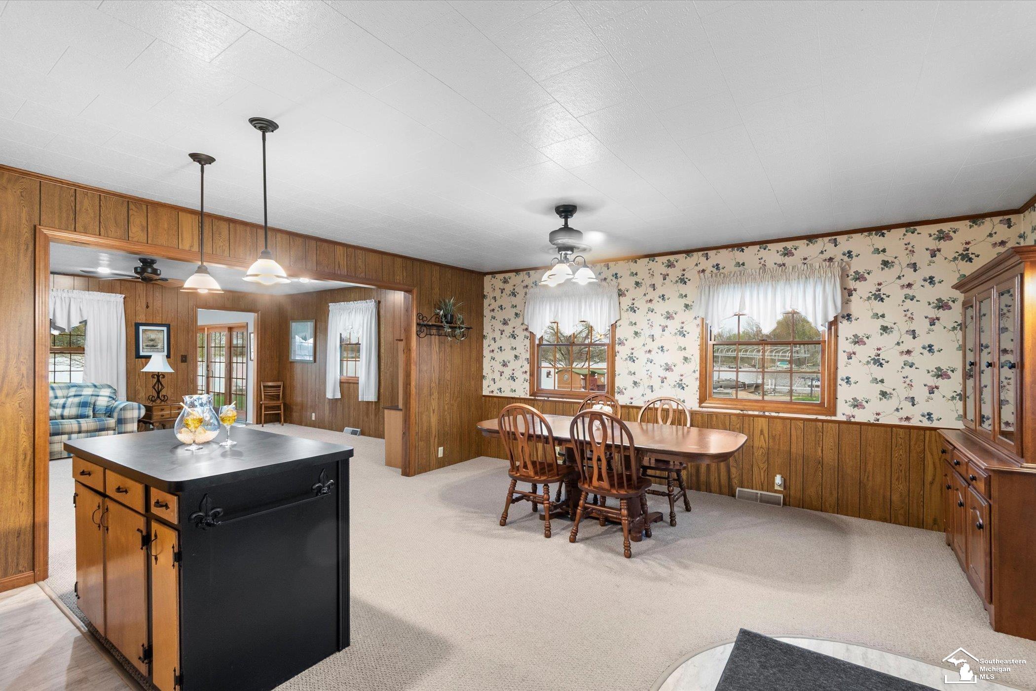 1030 Posey Lake Highway