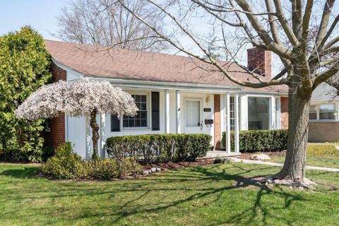 15526 BUCKINGHAM Avenue Beverly Hills Village Oakland MI 48025