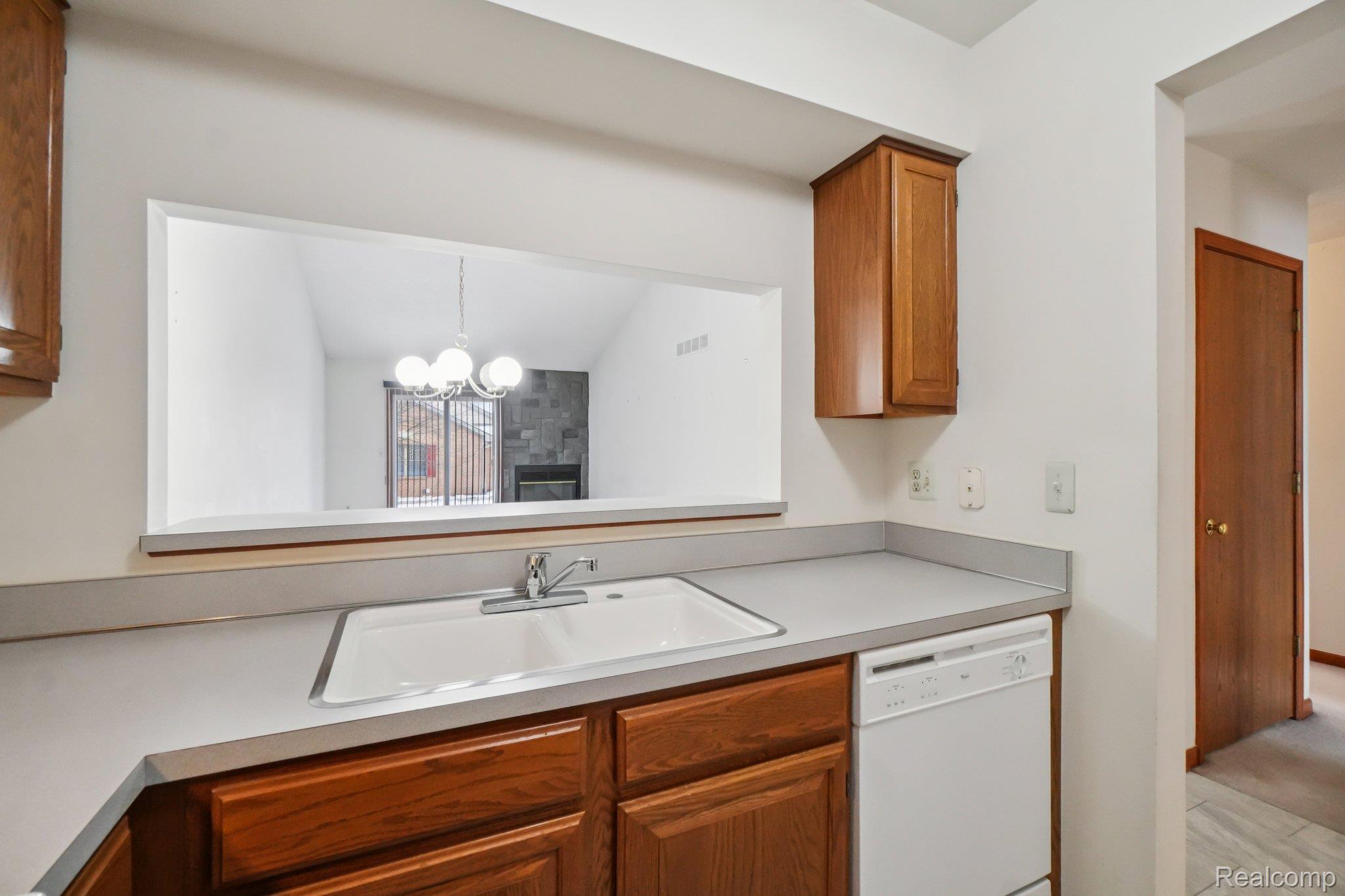 2311 Heritage Pointe Drive