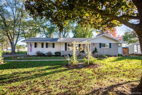 Photo of 2479 N Long Lake Road, Fenton Charter Township, MI 48430 (MLS # 20261085421)
