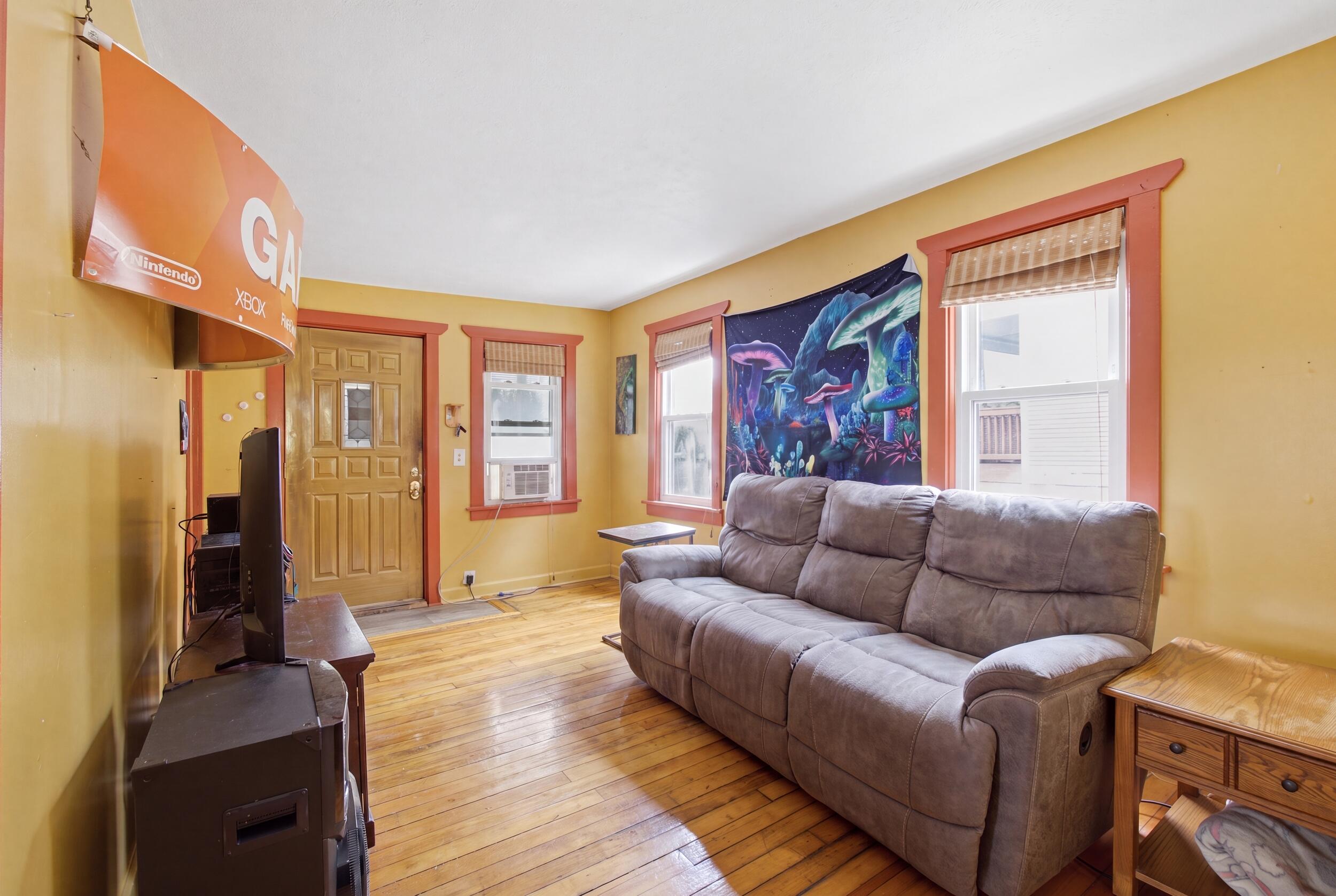 413 N 6th Street