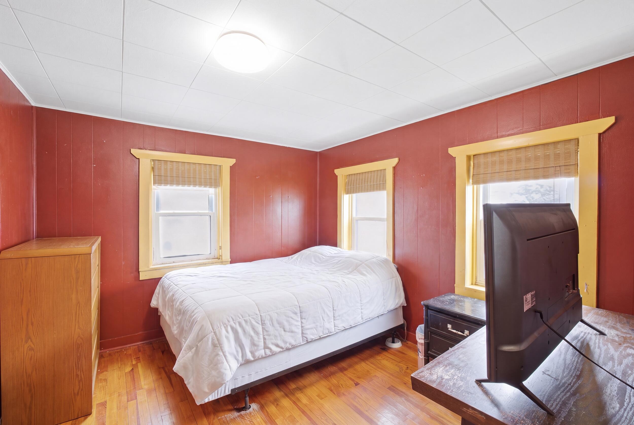 413 N 6th Street