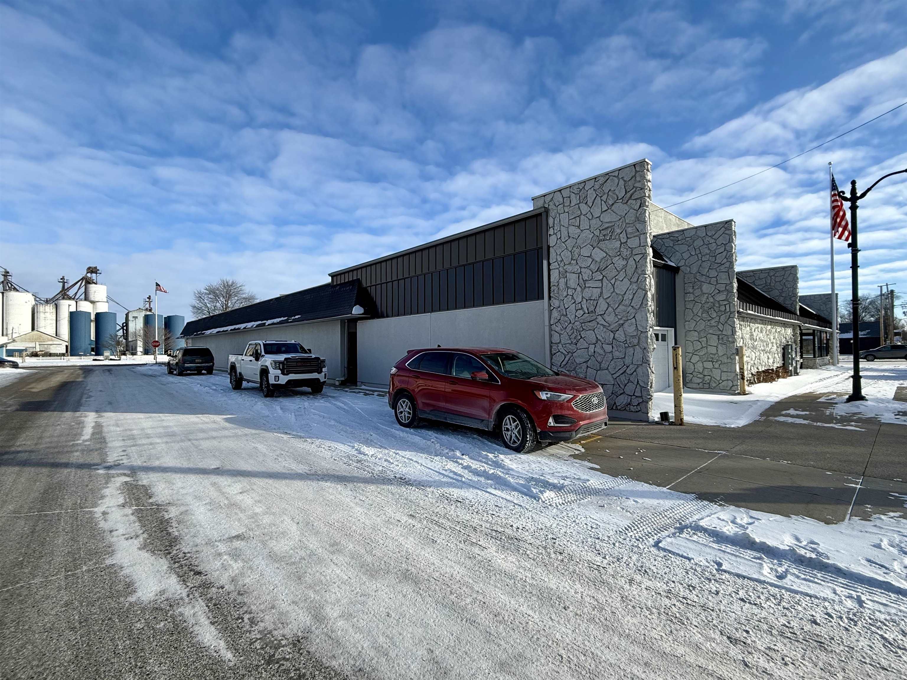 204 E Saginaw Street