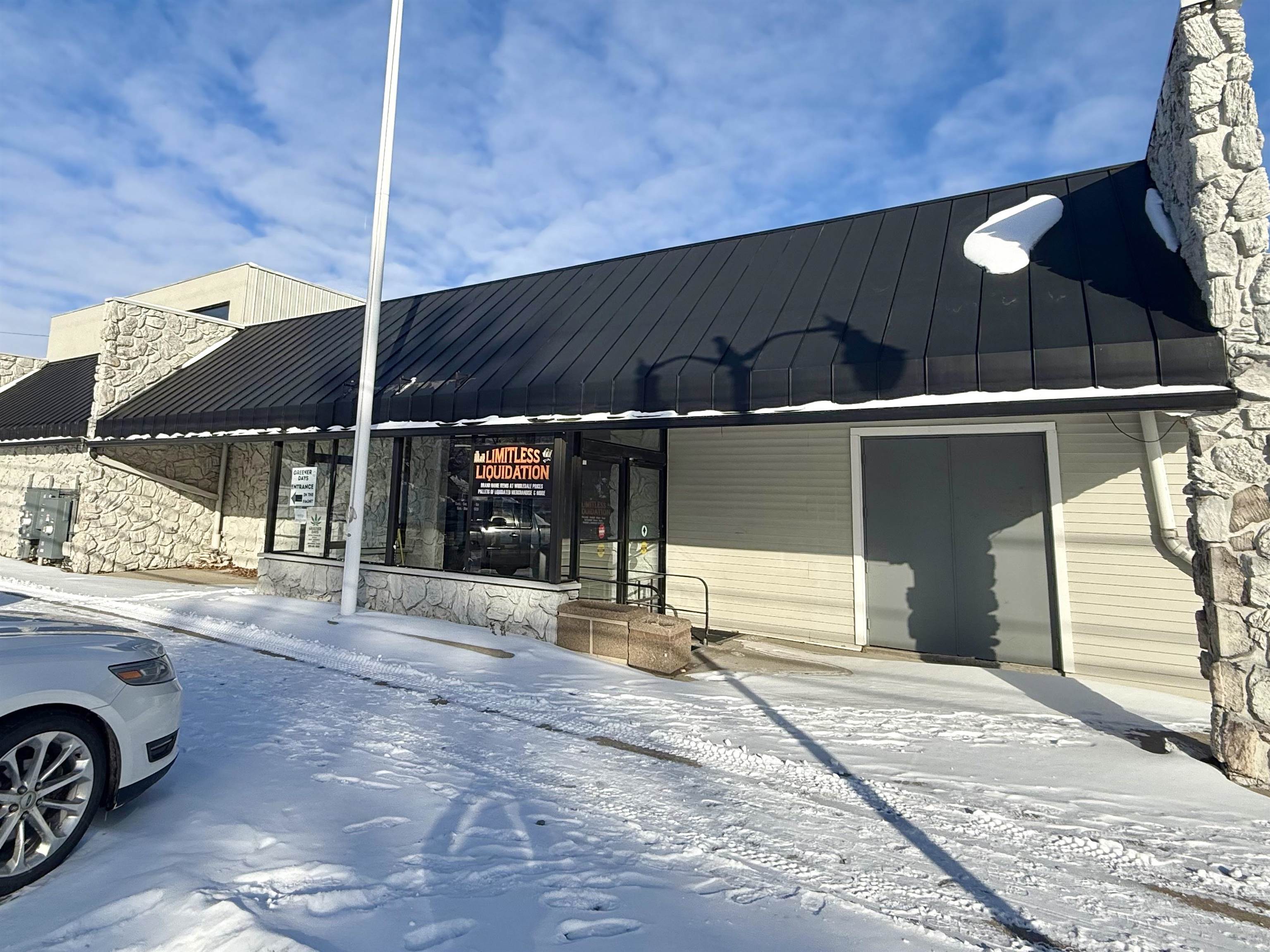 204 E Saginaw Street