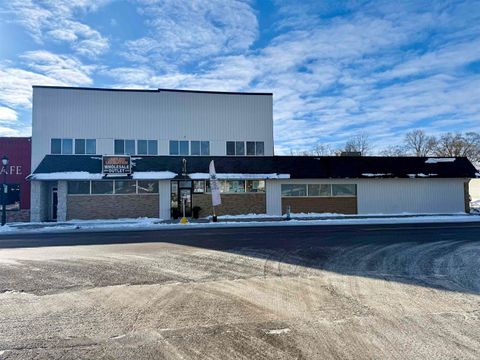 204 E Saginaw Street Breckenridge Village MI 48615