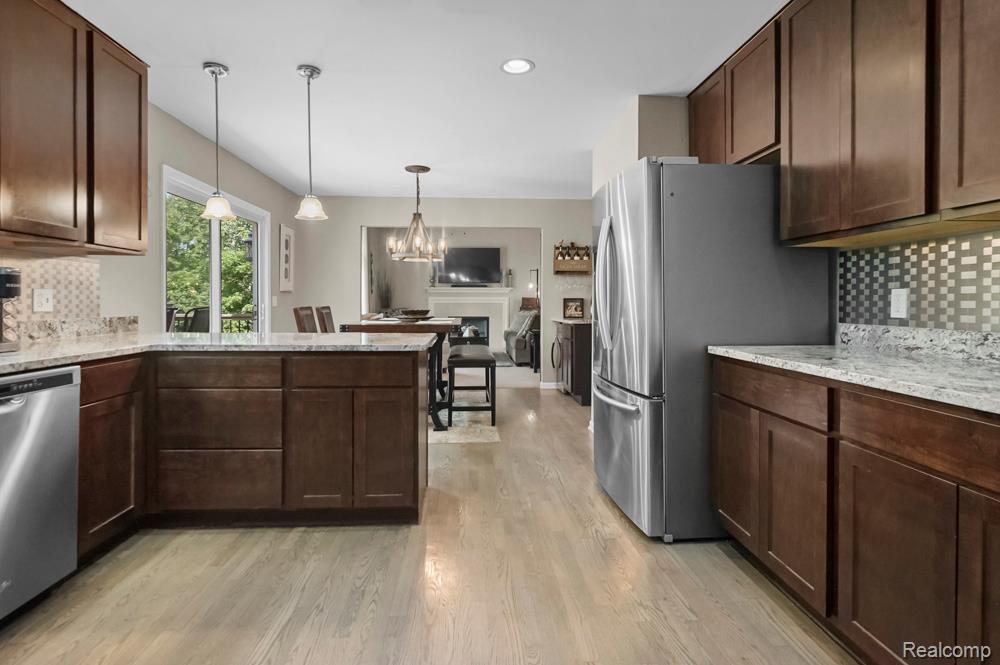 11316 Saddlebrook Circle