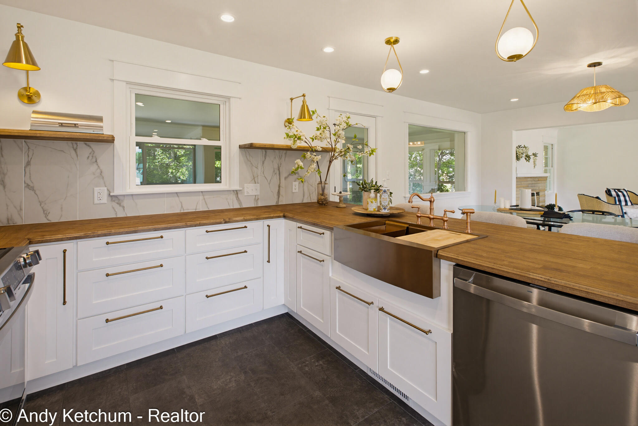315 W 40th Street