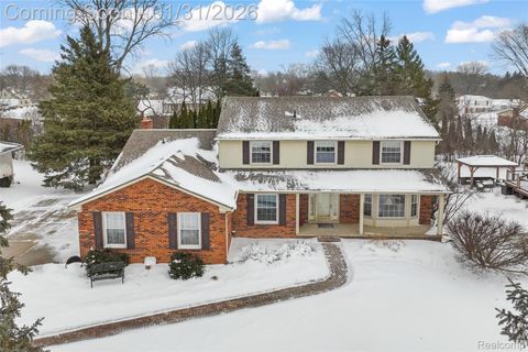 22522 Clear Lake Drive Farmington Hills City MI 48335