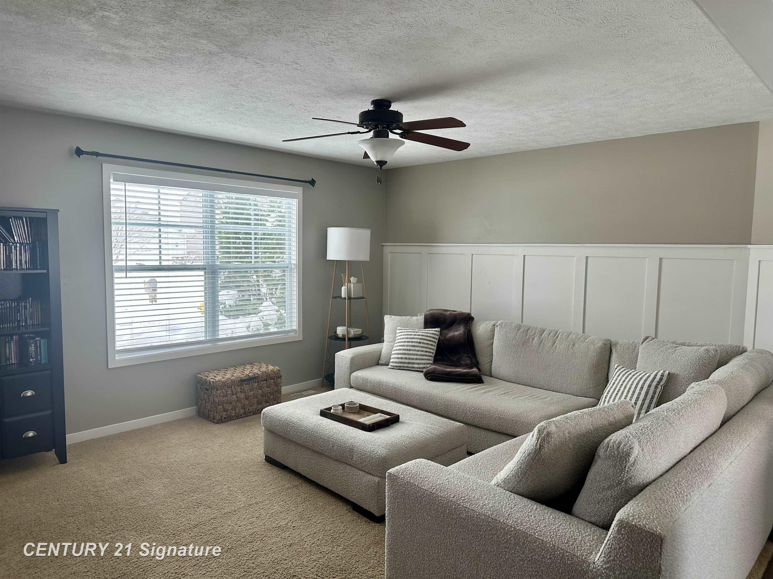 6135 Kingsbury Court