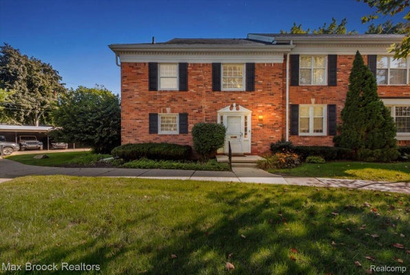1460 TRAILWOOD PATH, BLOOMFIELD HILLS, MI 48301 - Image 3e1bd8b84a24fbee97aeb8a620f8e75d/636183101