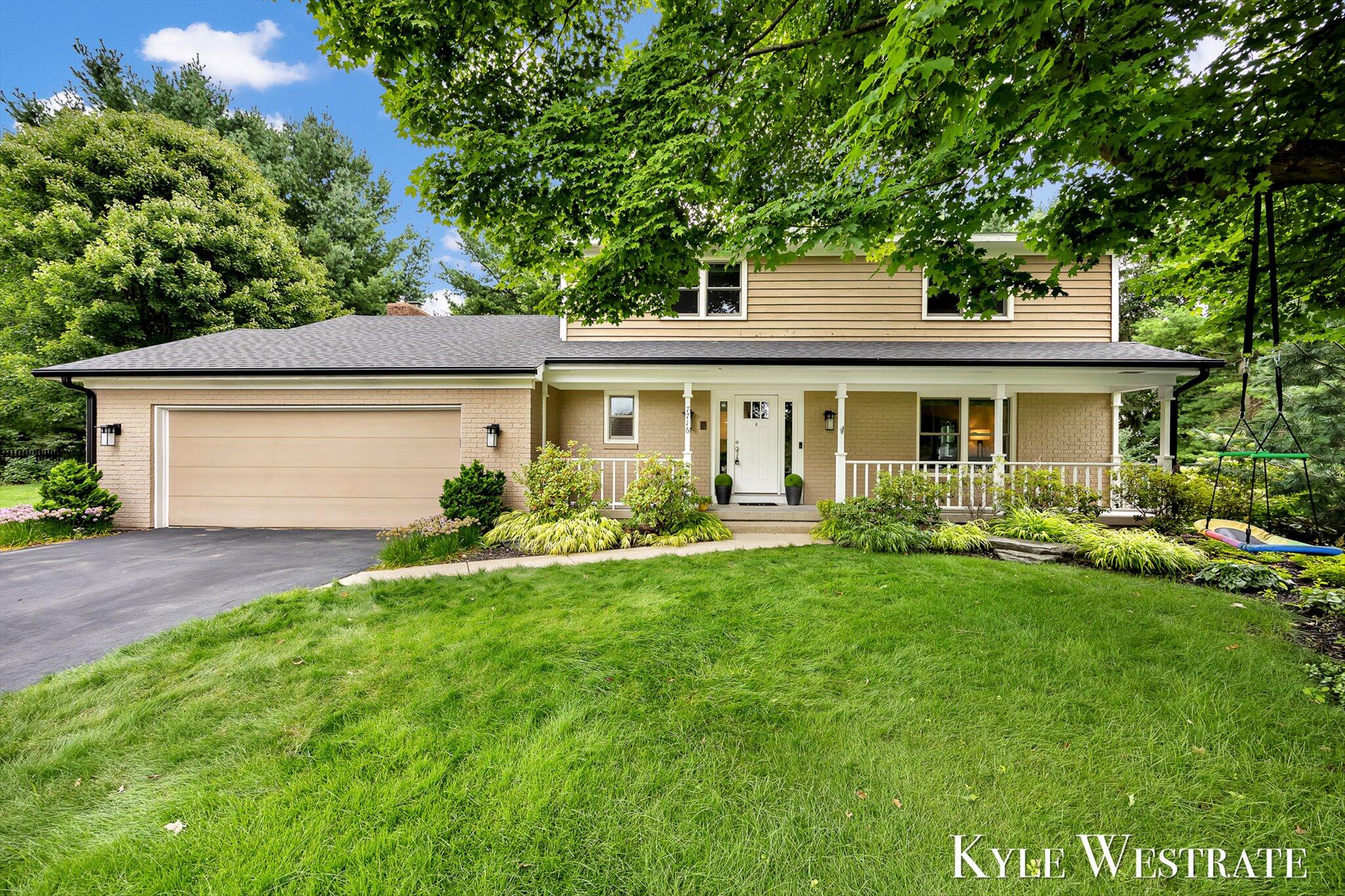 7716 Tobemory Court SE