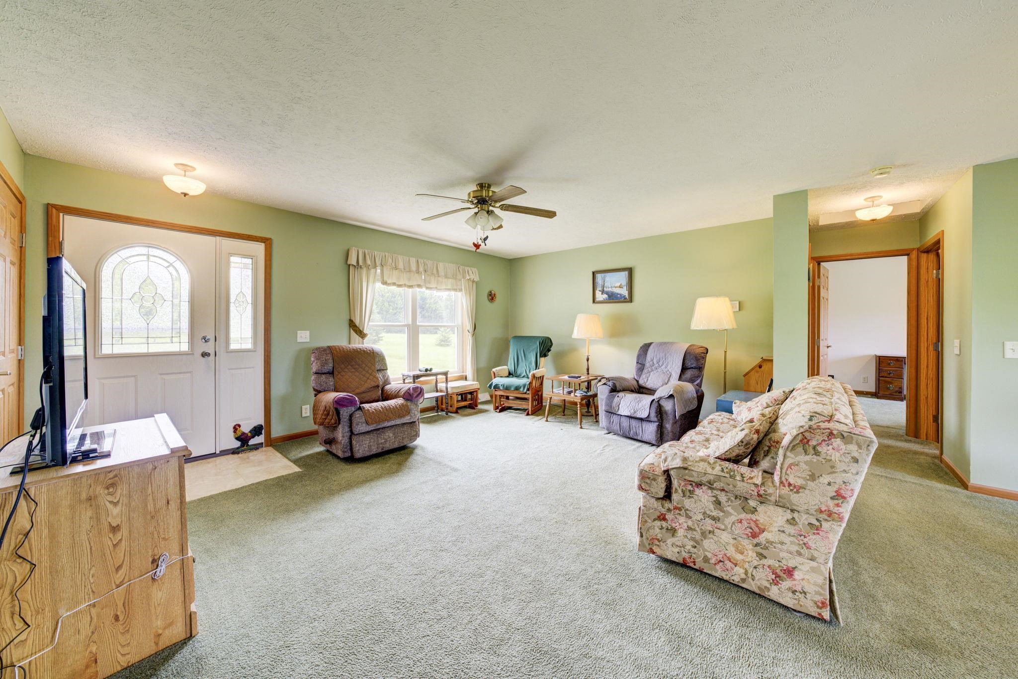 7684 Honey Hollow Road