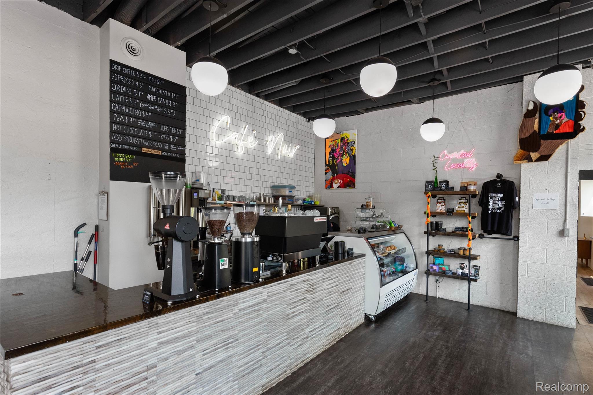 Detroit City, Michigan 48202, United States, 2 Bedrooms Bedrooms, ,1 BathroomBathrooms,Residential,Active,196169