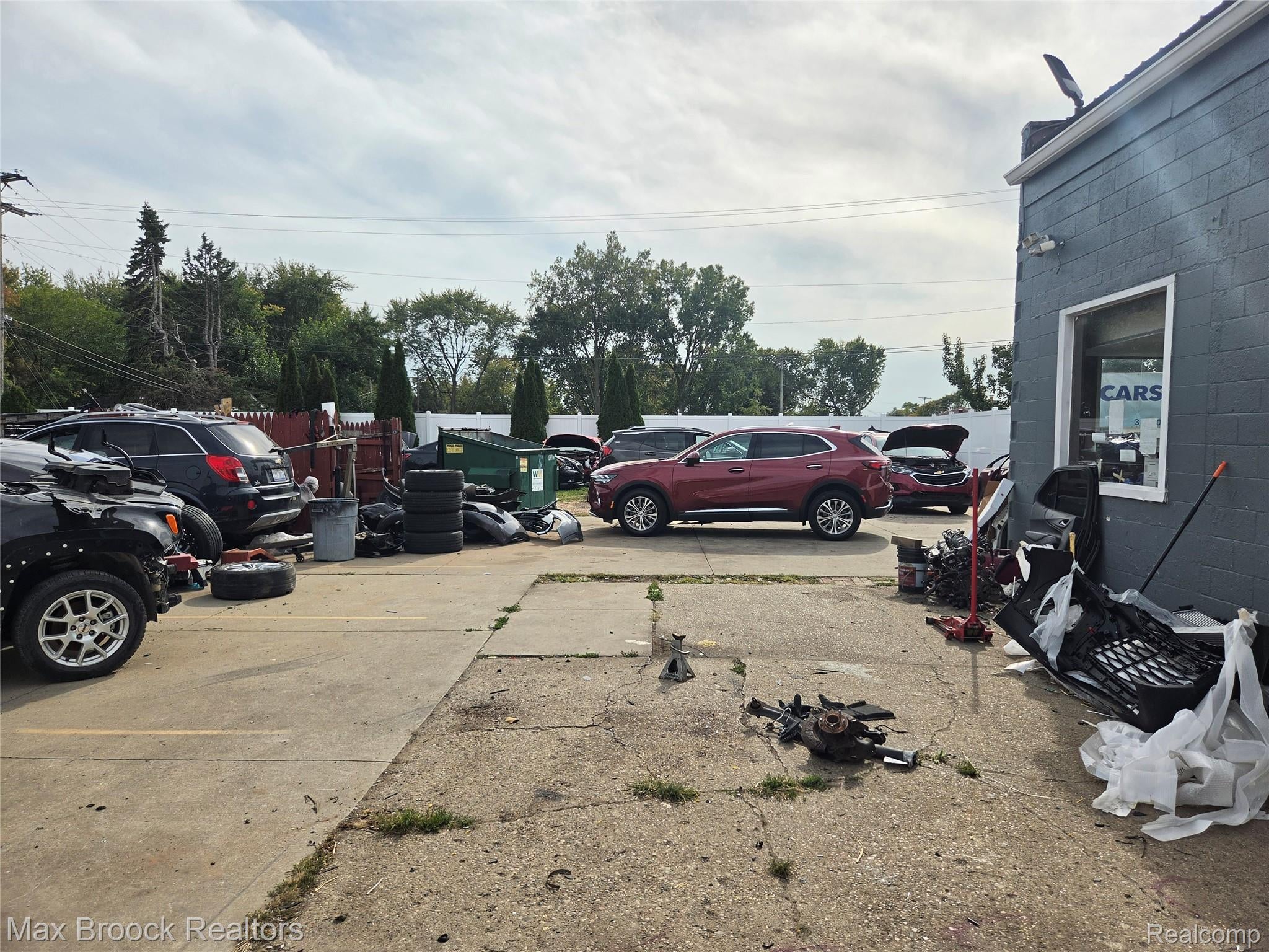 31560 Groesbeck Highway