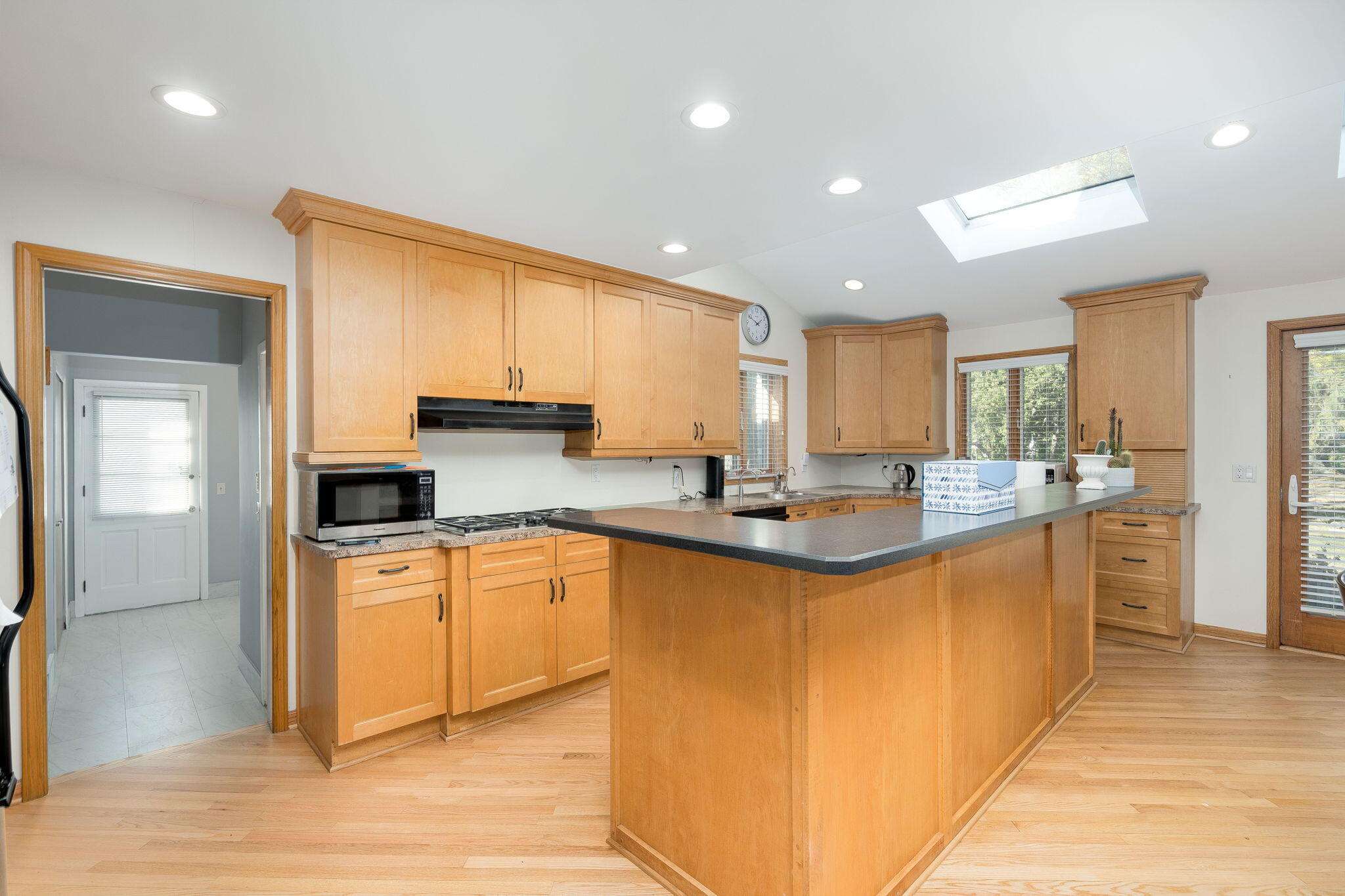 16940 Jeanette Street