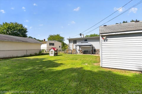 Tiny photo for 942 Panorama Drive, Milford Village, MI 48381 (MLS # 20261068098)