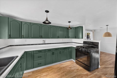 Tiny photo for 942 Panorama Drive, Milford Village, MI 48381 (MLS # 20261068098)