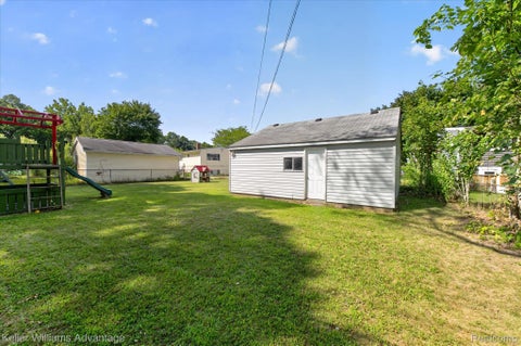 Tiny photo for 942 Panorama Drive, Milford Village, MI 48381 (MLS # 20261068098)