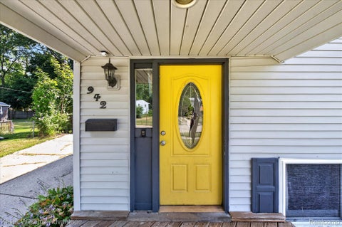 Tiny photo for 942 Panorama Drive, Milford Village, MI 48381 (MLS # 20261068098)