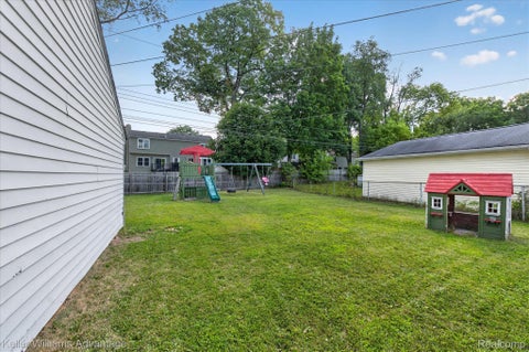 Tiny photo for 942 Panorama Drive, Milford Village, MI 48381 (MLS # 20261068098)