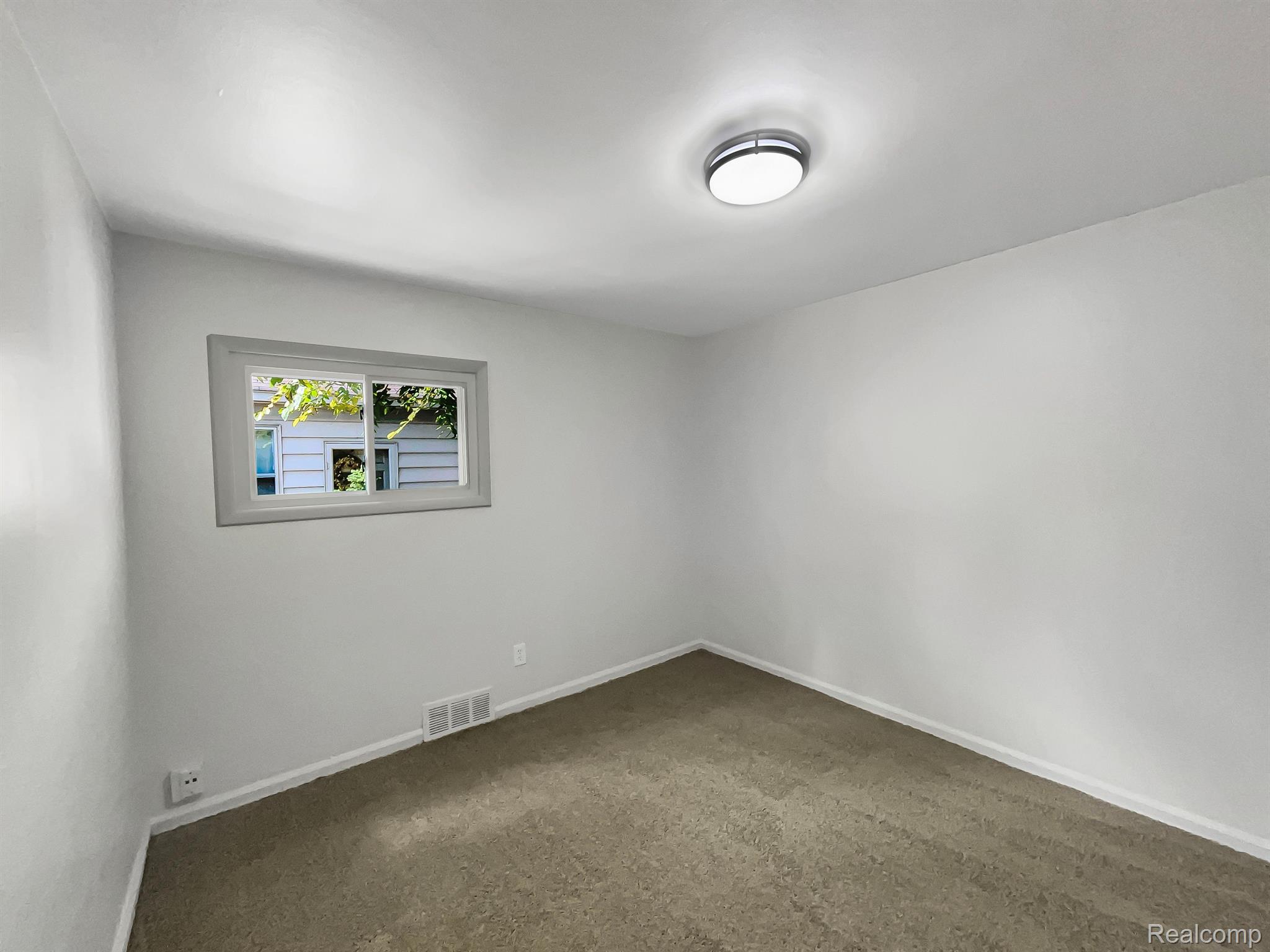 2309 DALLAS Avenue
