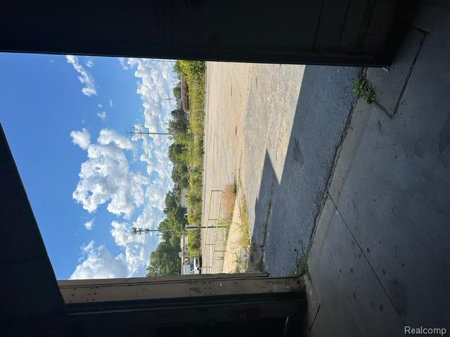 23000 W 8 MILE Road