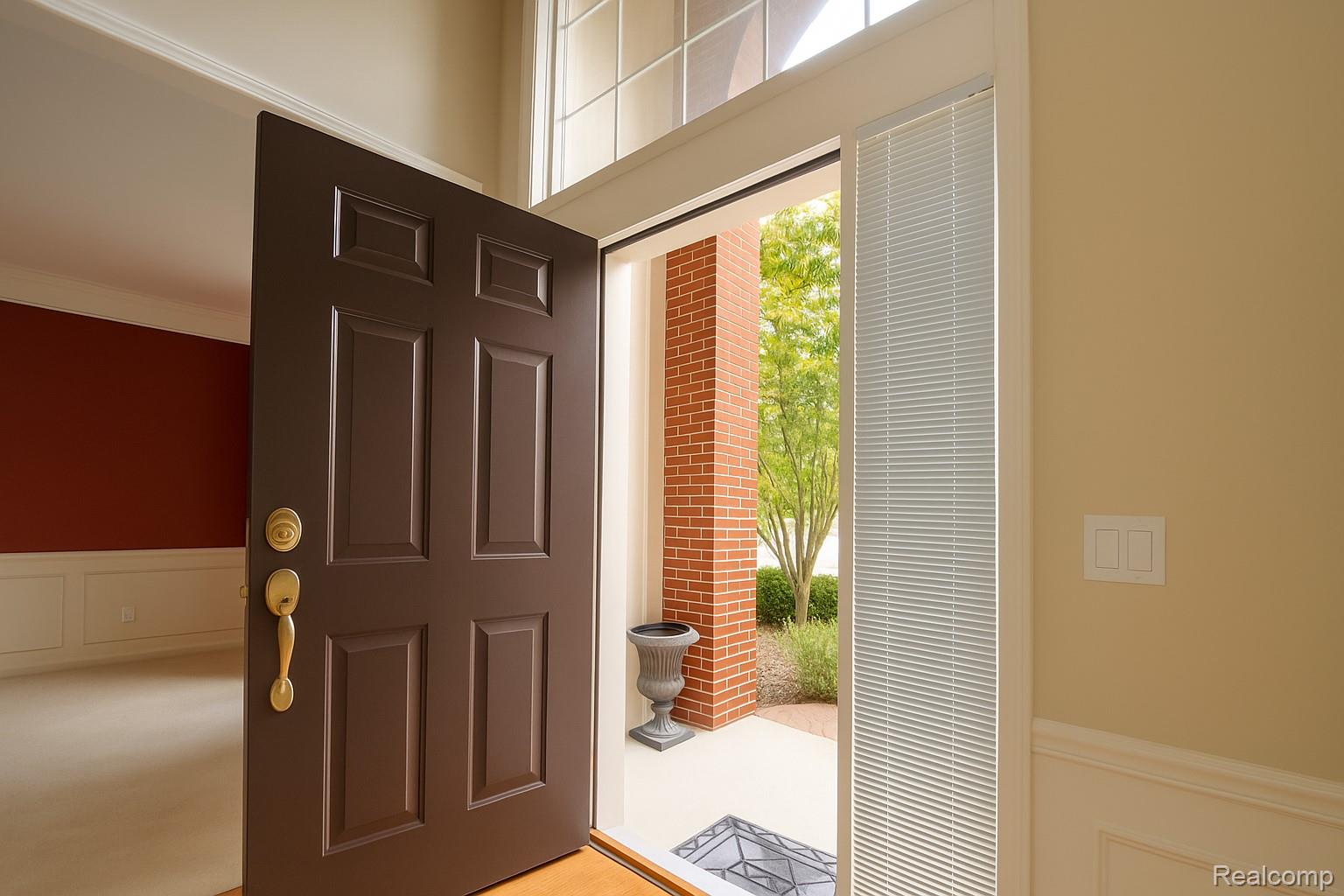 5401 Creekmonte Drive