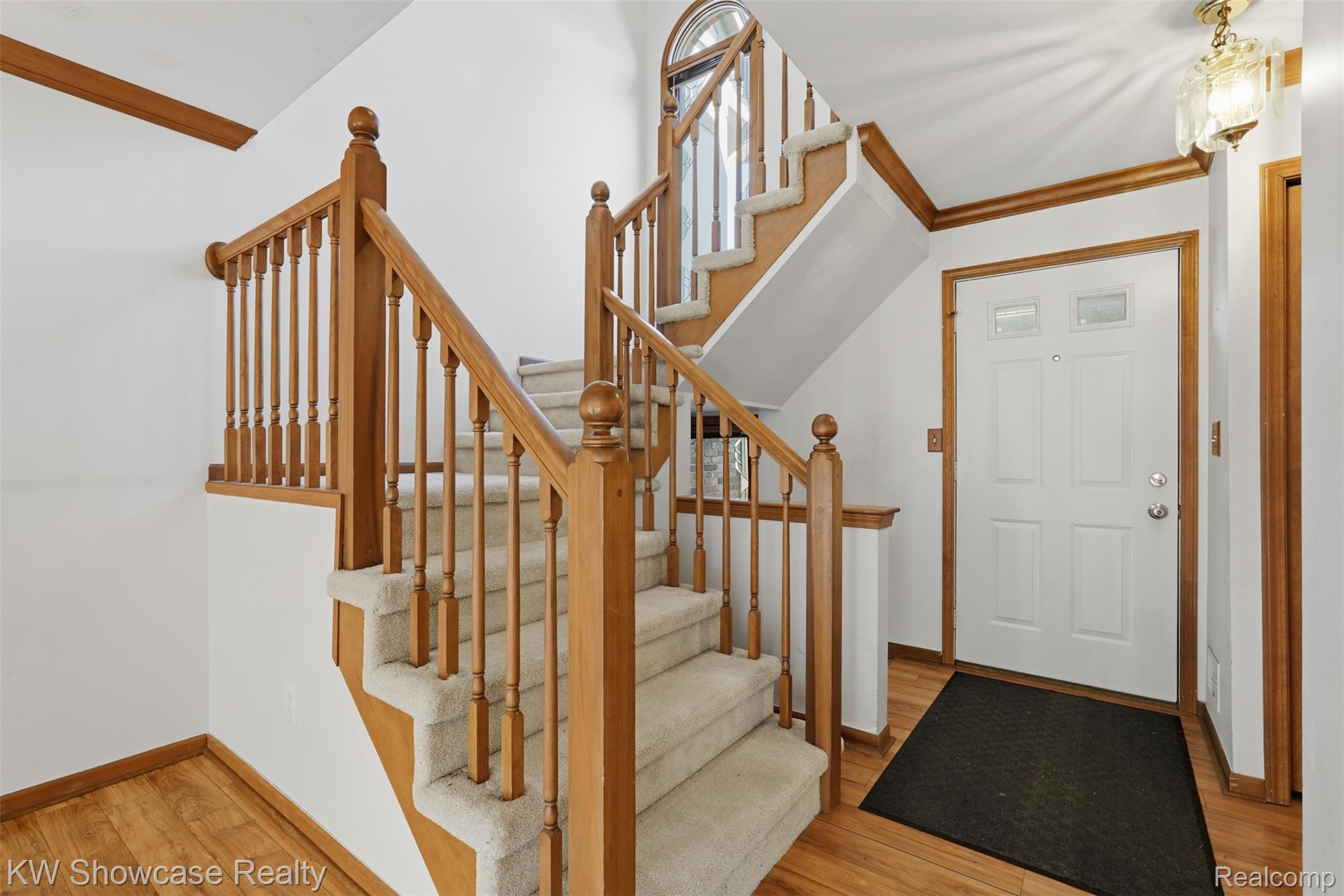 42289 Saratoga Circle 8