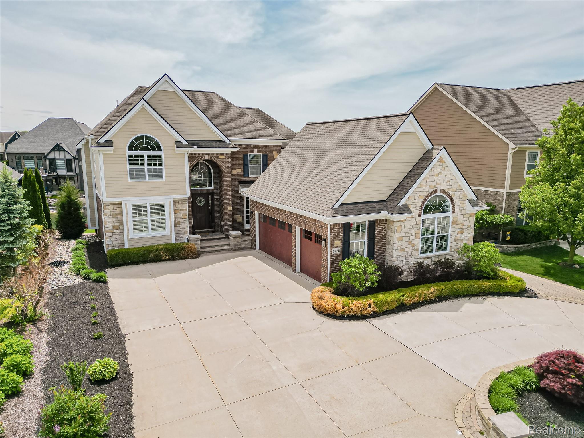 8439 Boulder Shores Drive