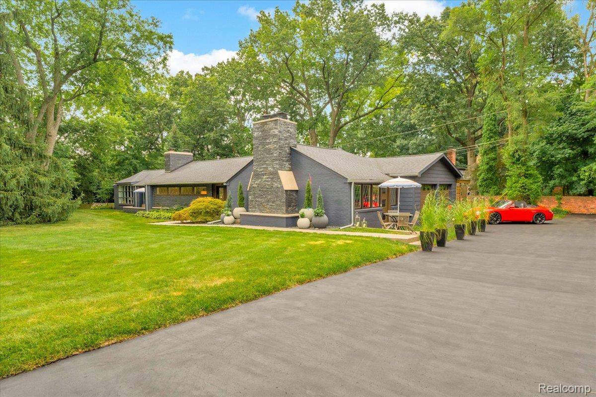 4115 Orchard Way
