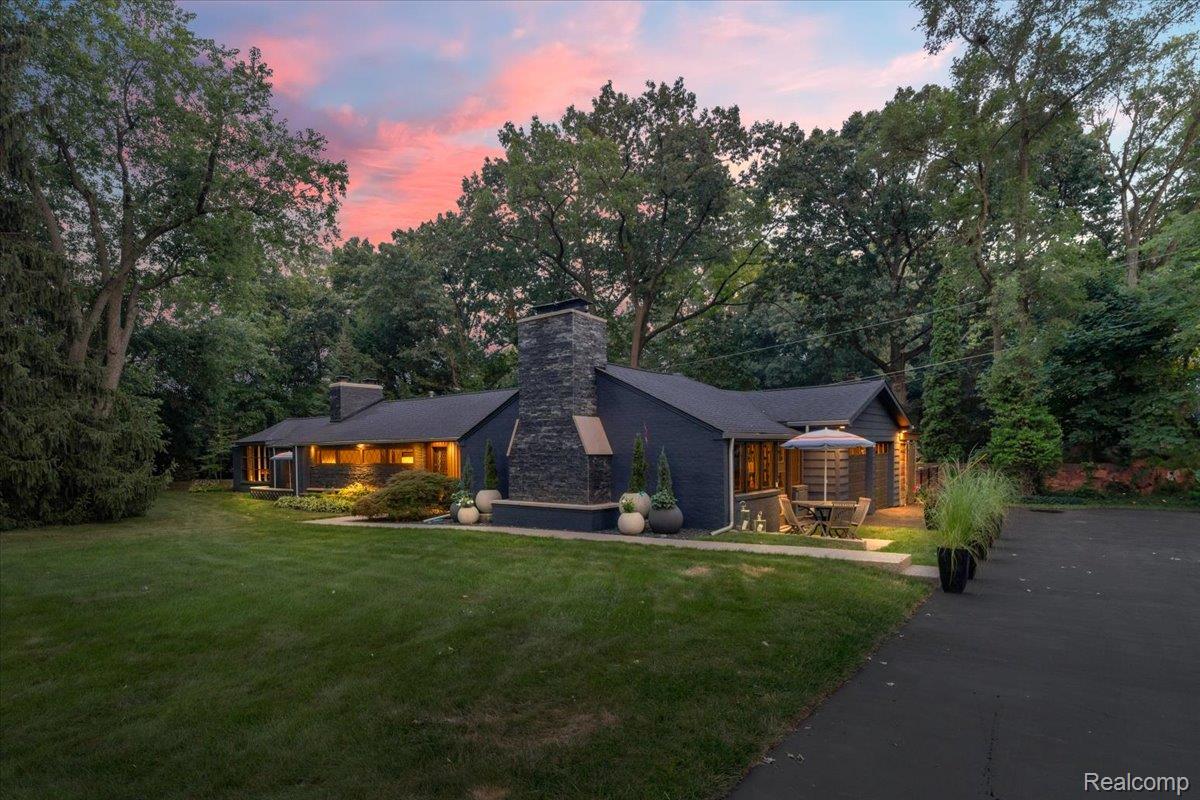 4115 Orchard Way