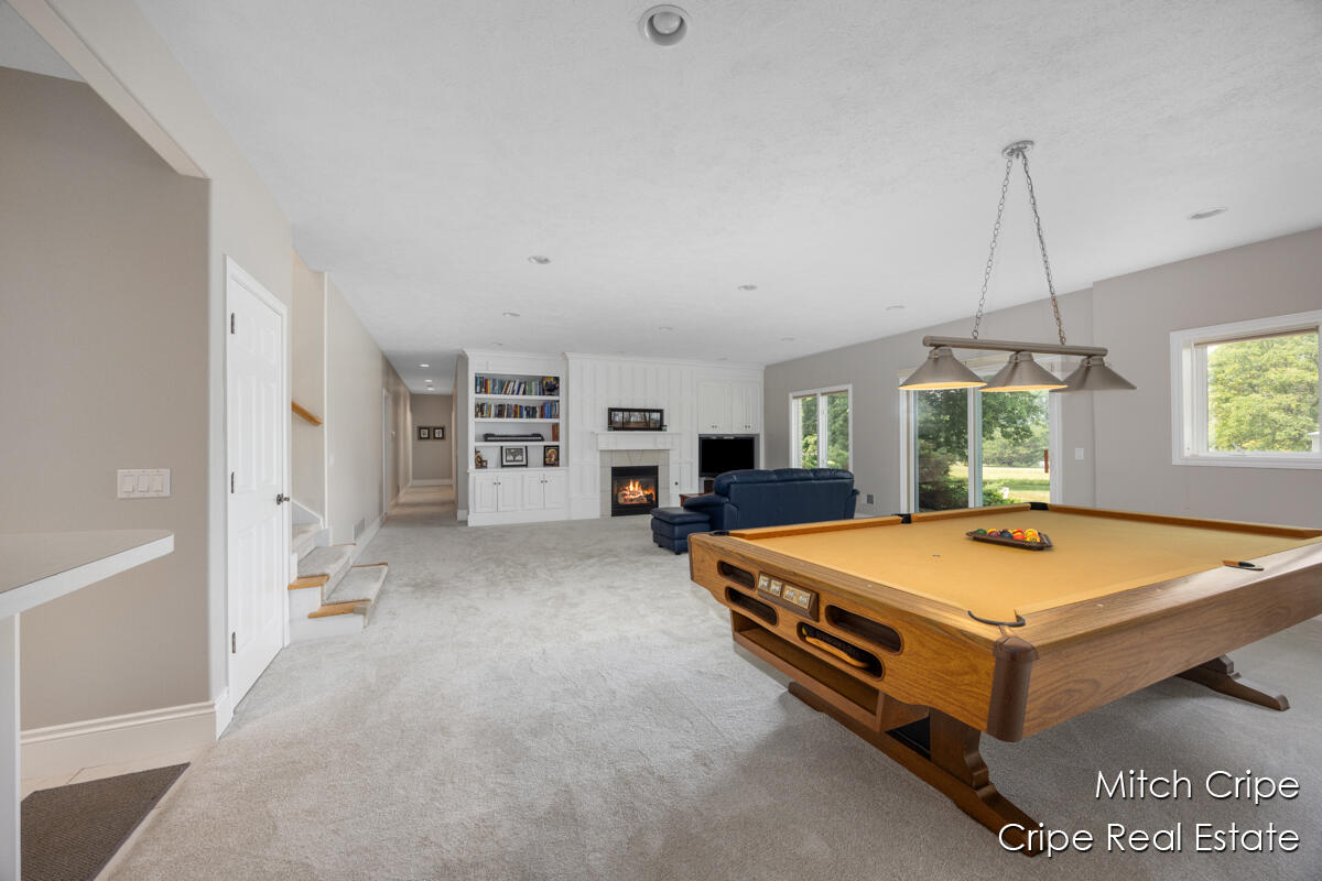 1527 Fairwood Court SE