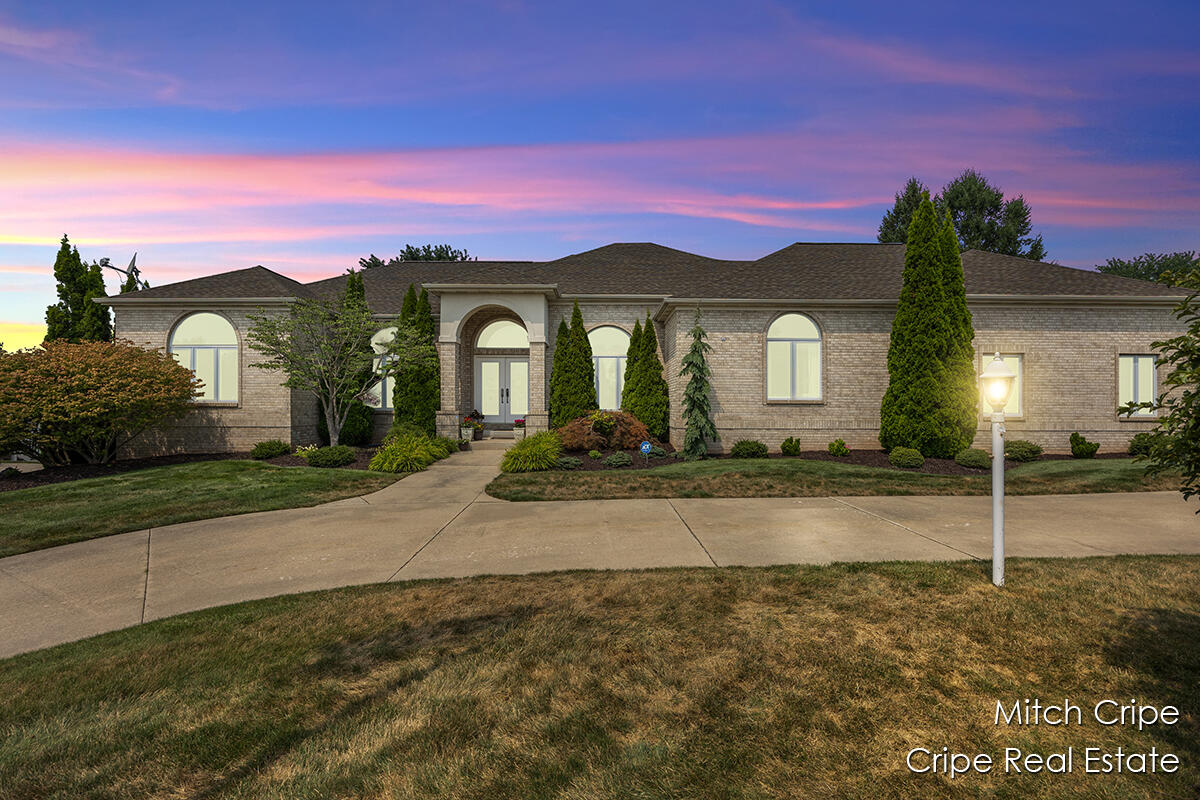 1527 Fairwood Court SE