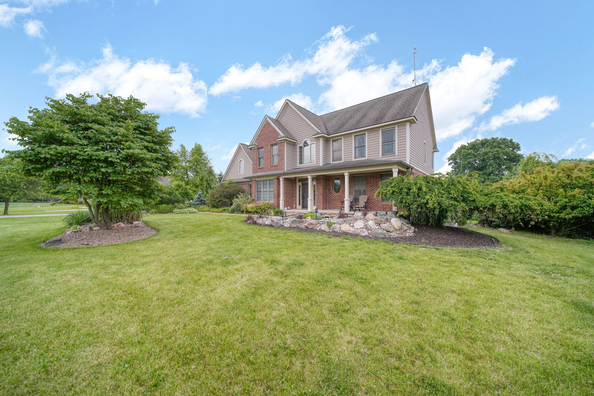 874 Pinecrest