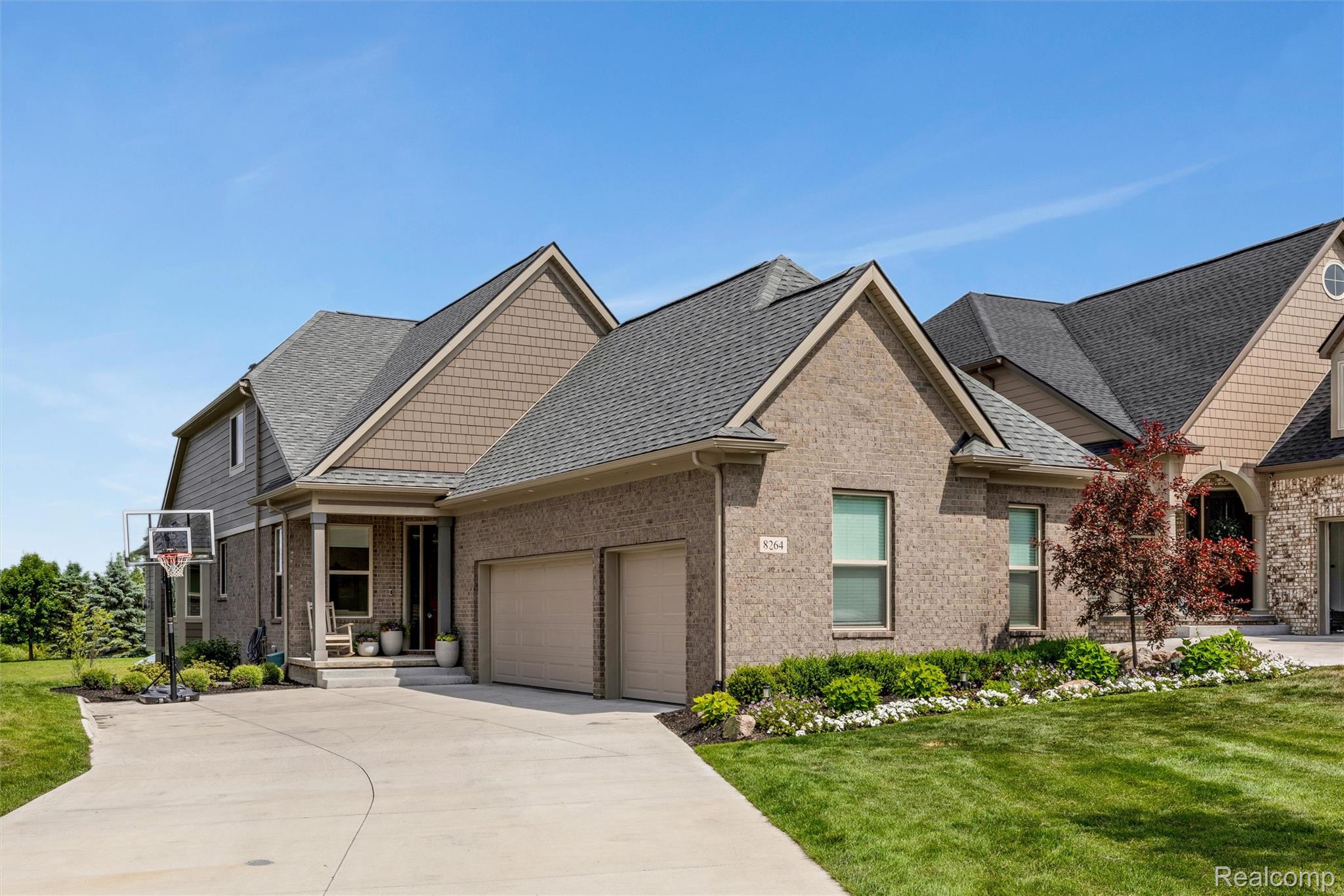 8264 Stoney Creek Drive