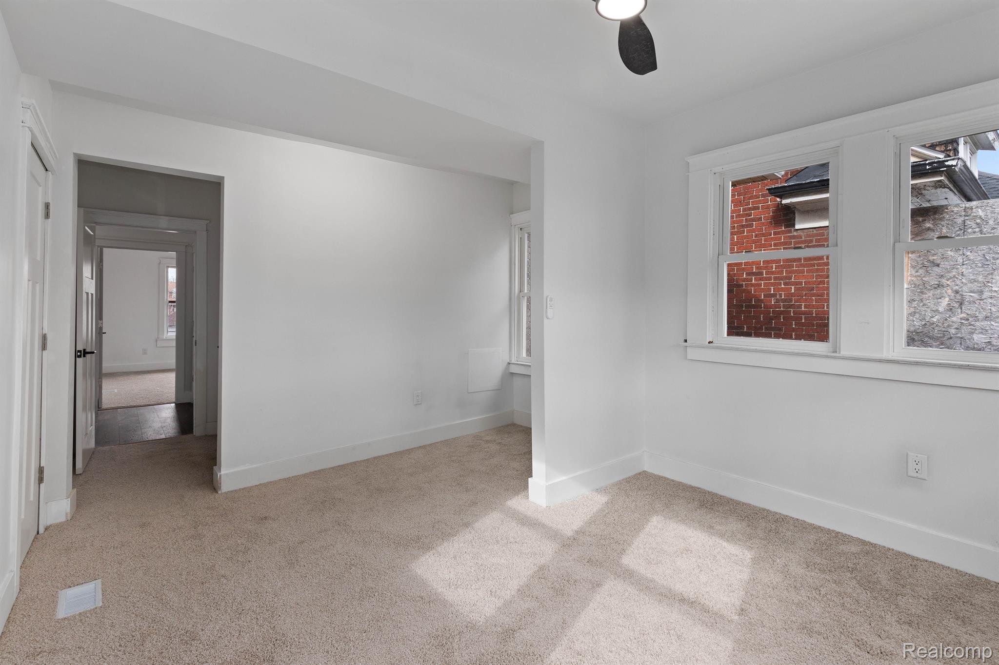 Detroit City, Michigan 48206, United States, 5 Bedrooms Bedrooms, ,4 BathroomsBathrooms,Residential,Active,188624