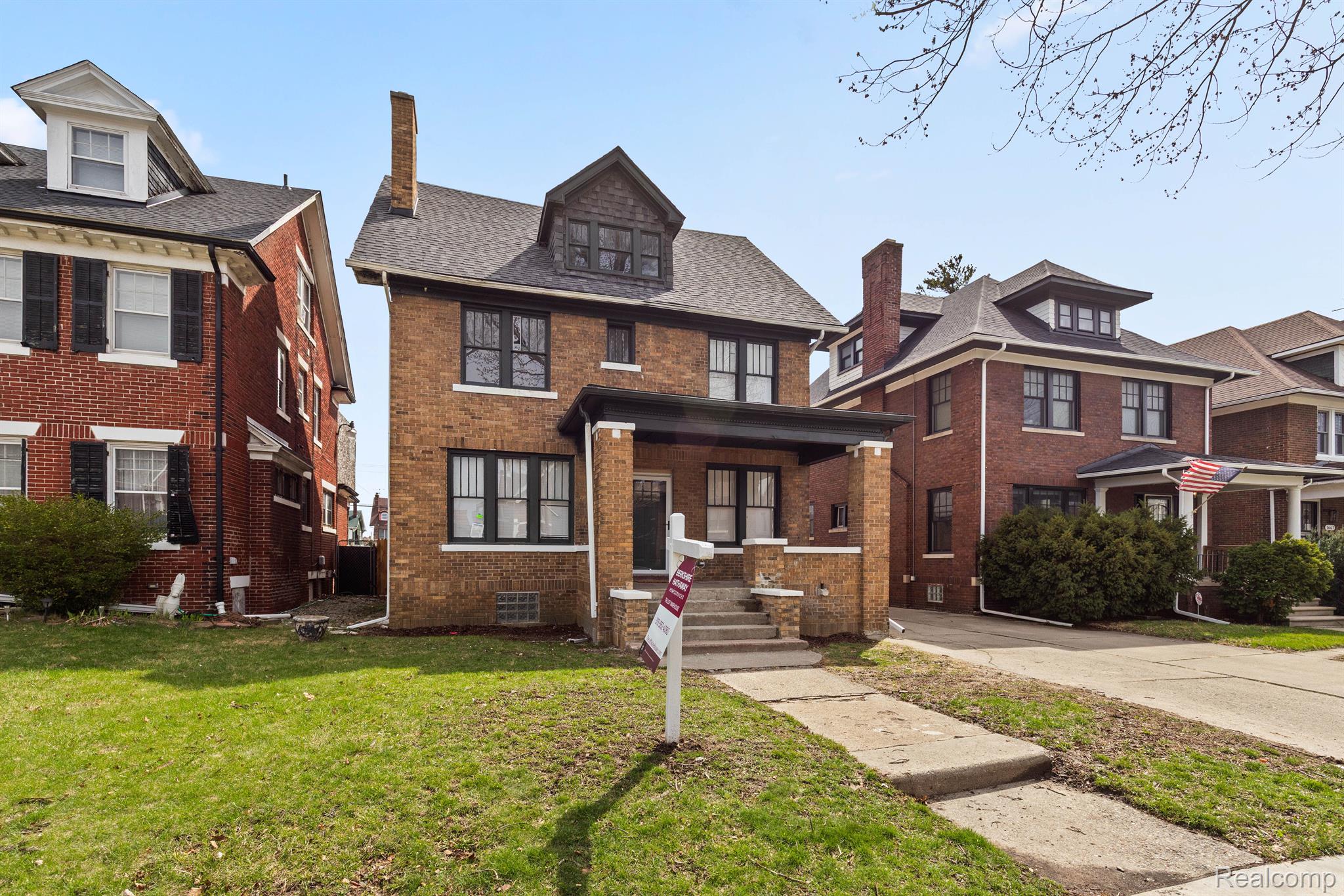 Detroit City, Michigan 48206, United States, 5 Bedrooms Bedrooms, ,4 BathroomsBathrooms,Residential,Active,188624
