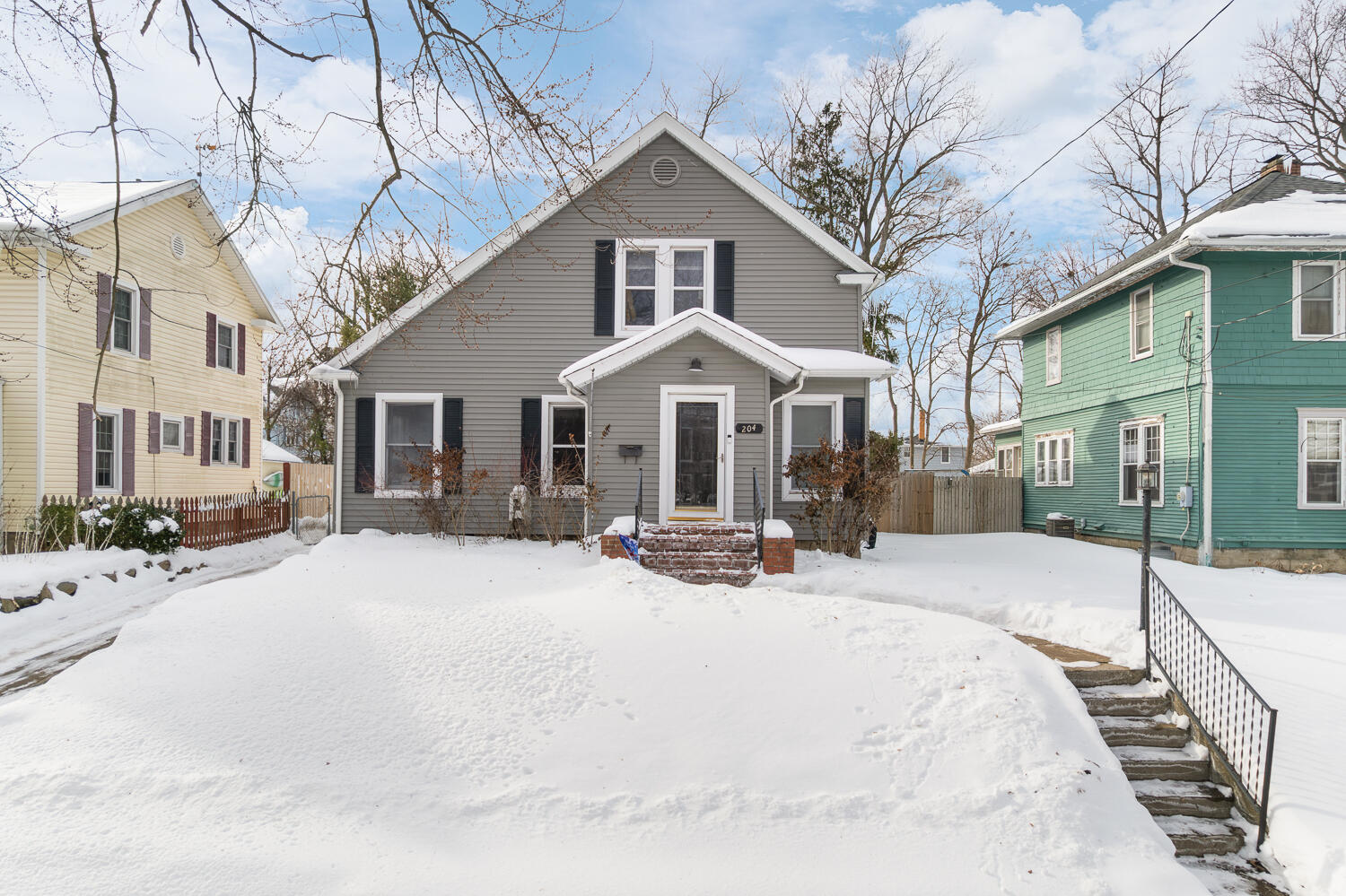 204 S Wisner Street